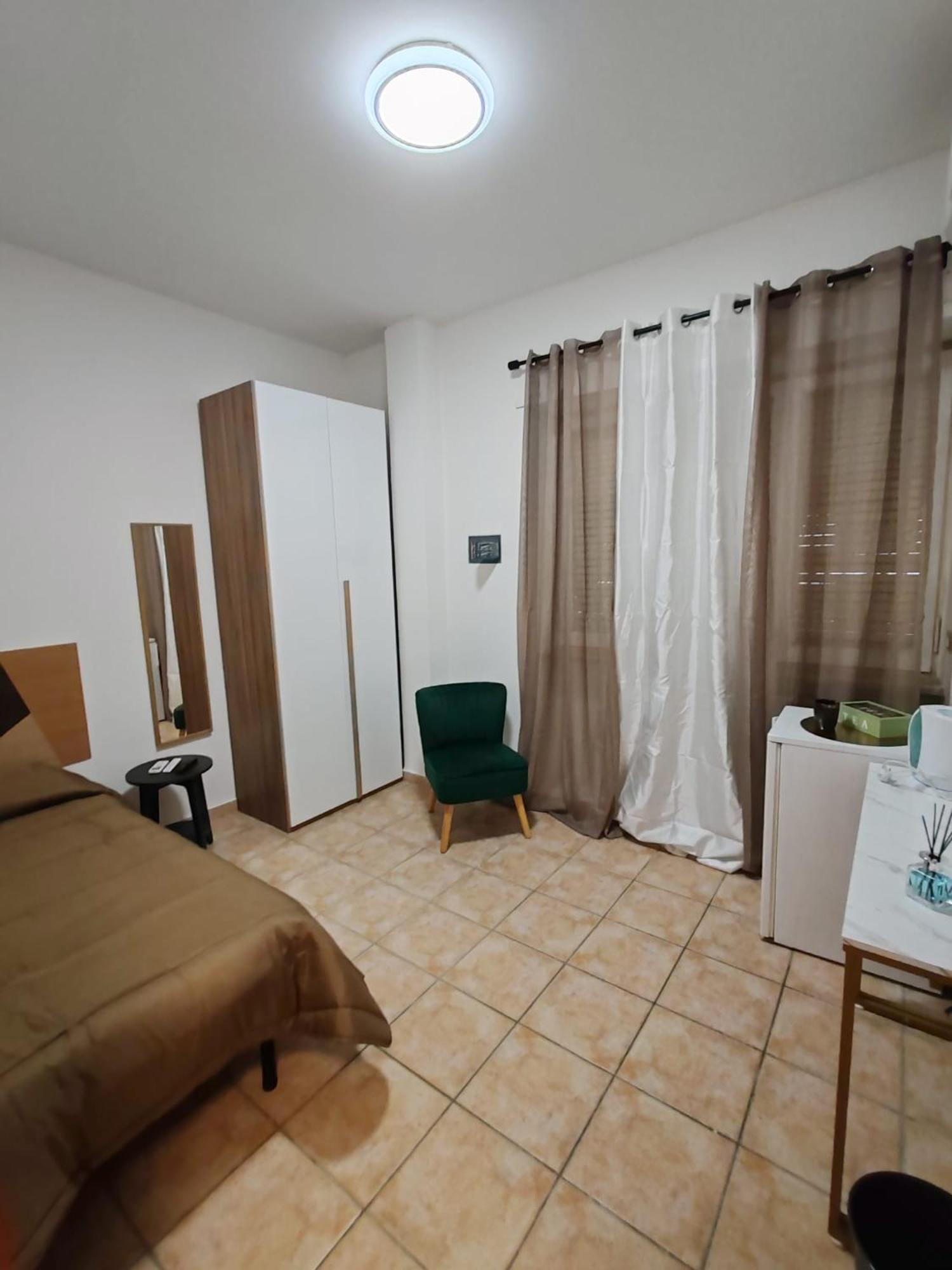 B&B Piazza Ragusa Рим Экстерьер фото