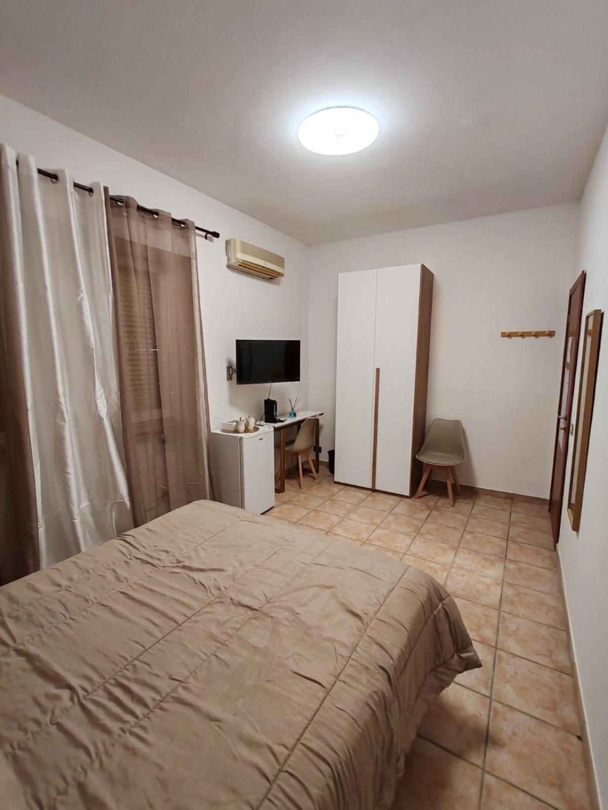 B&B Piazza Ragusa Рим Экстерьер фото